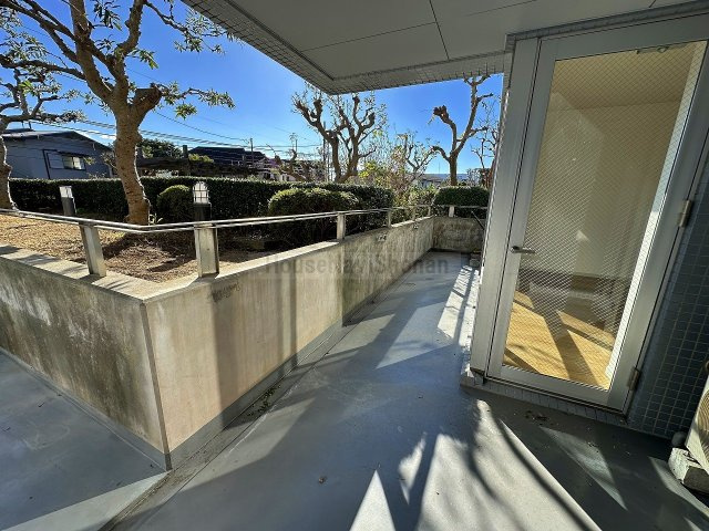 【バルコニー】 | エスパス由比ガ浜（エスパスユイガハマ）