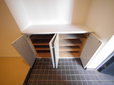 【玄関】 | エスパス由比ガ浜（エスパスユイガハマ）