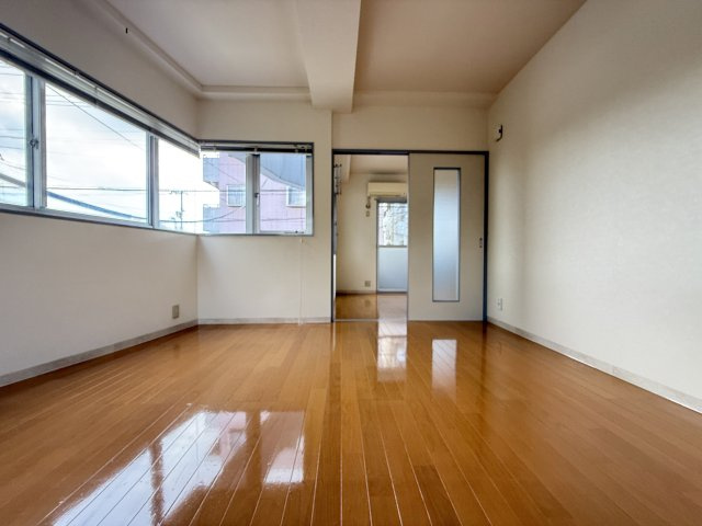 レジデンス司の居間・リビング