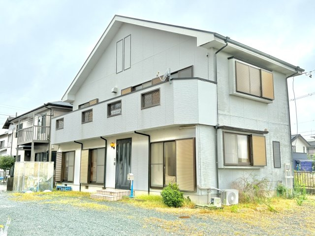 売中古戸建　中央区三新町の外観|中央区三新町　築26年の二世帯住宅。南向きで日当り良好。
