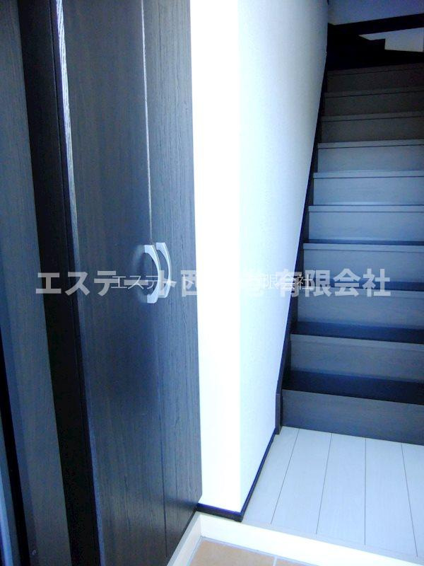 Arrotsk（アルトスク）Bの玄関