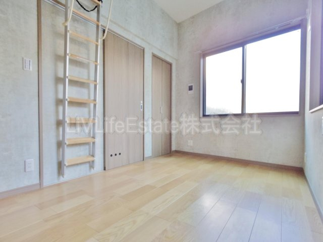 フォレストタウンＨの寝室