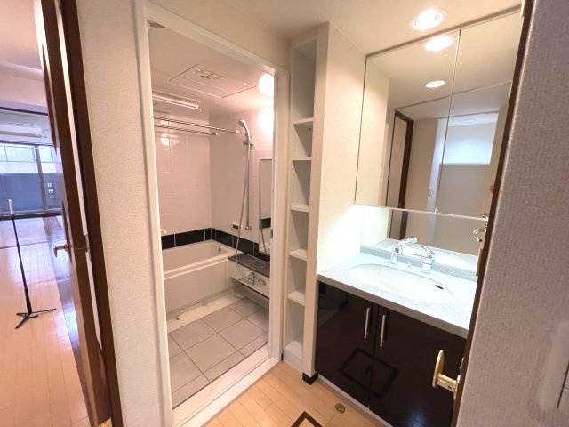 マスターズレジデンス道頓堀Ⅱの浴室|イメージとして同マンション他部屋の写真を表示しています