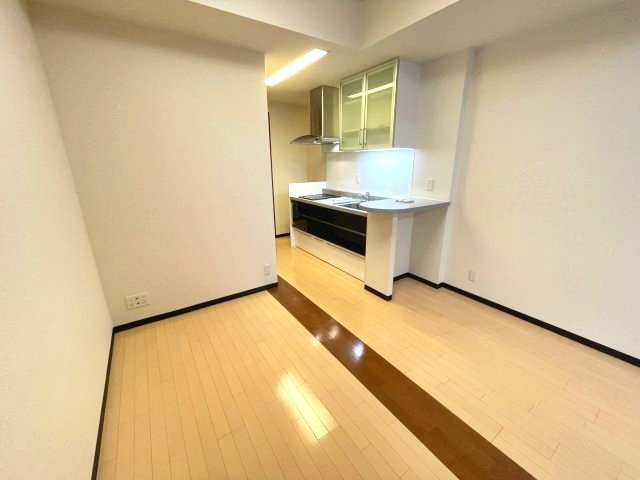 マスターズレジデンス道頓堀Ⅱの居間・リビング|イメージとして同マンション他部屋の写真を表示しています