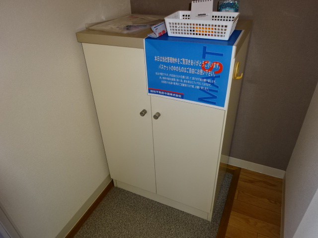 倉敷市神田３丁目のアパートの玄関|シューズボックス