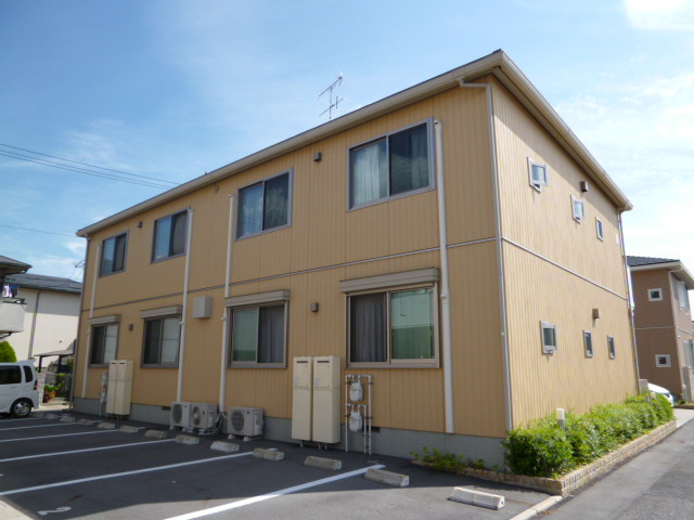 倉敷市連島中央３丁目のアパートの外観