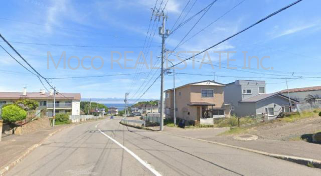 【前面道路含む現地写真】 | 網走市台町中古住宅