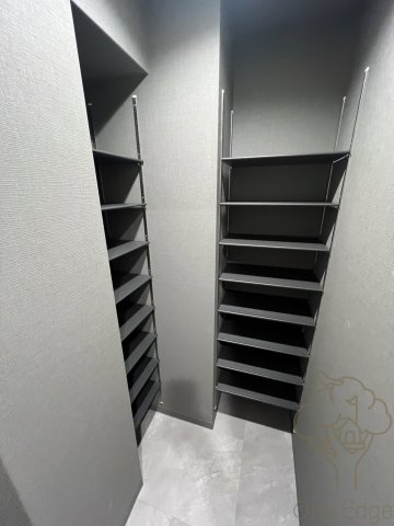 ウェルホームズ法円坂の玄関