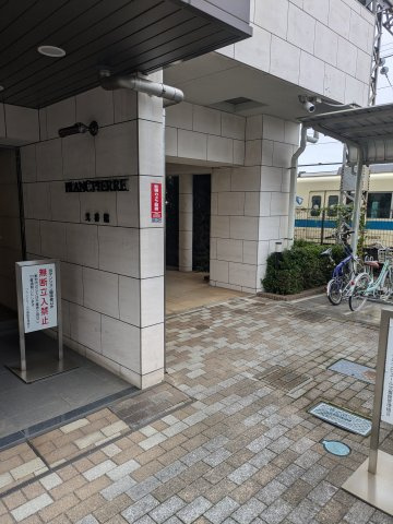 ブランピエール弐番館のロビー