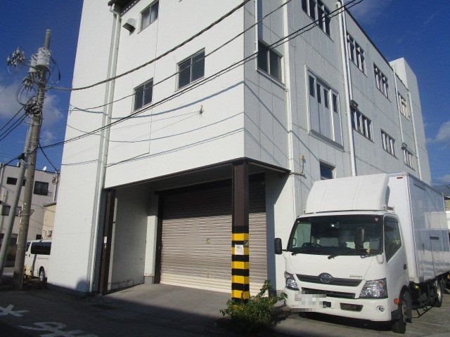 川口市江戸２丁目の倉庫の外観