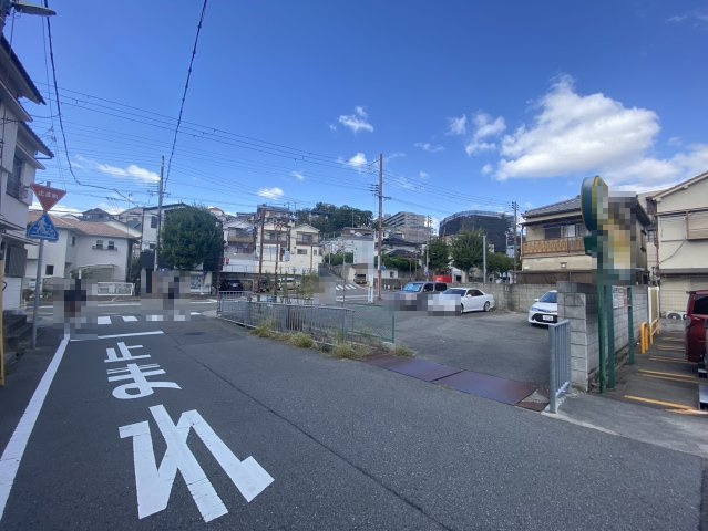 旭が丘3丁目土地の前面道路含む現地写真