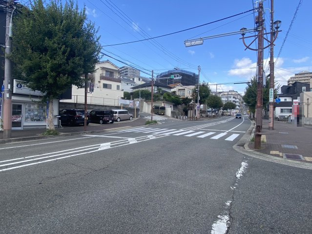 旭が丘3丁目土地の前面道路含む現地写真
