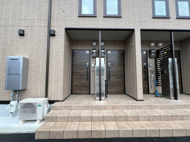 CLARIS朴のきのエントランス