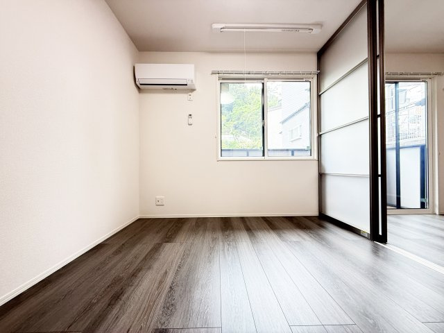 CLARIS朴のきの洋室