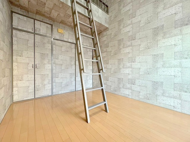 グランドコート新大阪の洋室