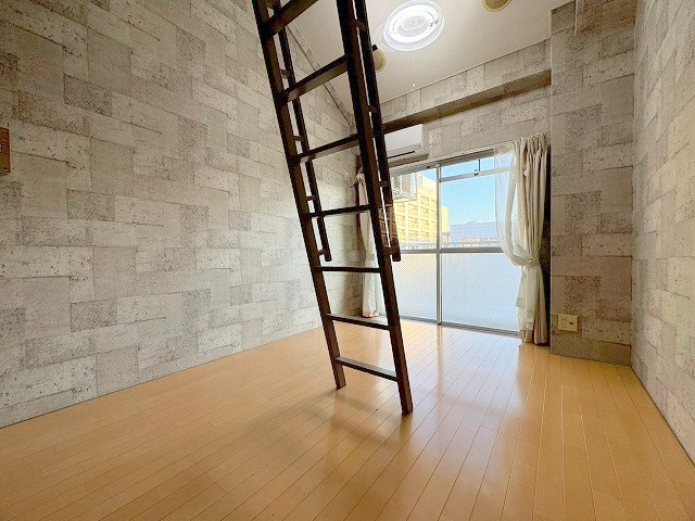 グランドコート新大阪の寝室