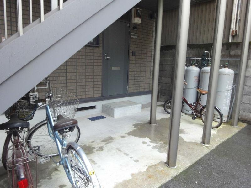 城北ハイツのエントランス