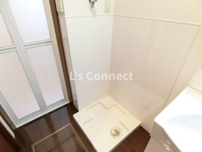 【設備】 | ＷＩＳＨ南光台 | 室内洗濯機置き場には排水パン付き。