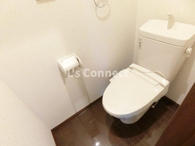 【トイレ】 | ＷＩＳＨ南光台 | 温水洗浄便座付きのトイレ。