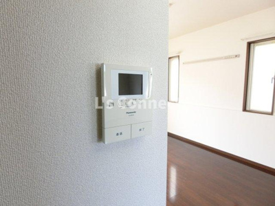 【セキュリティ】 | ＷＩＳＨ南光台 | 突然の来客時もＴＶモニターホンでしっかり確認。