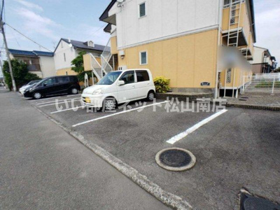 【駐車場】 | ベルメゾンおち　B棟