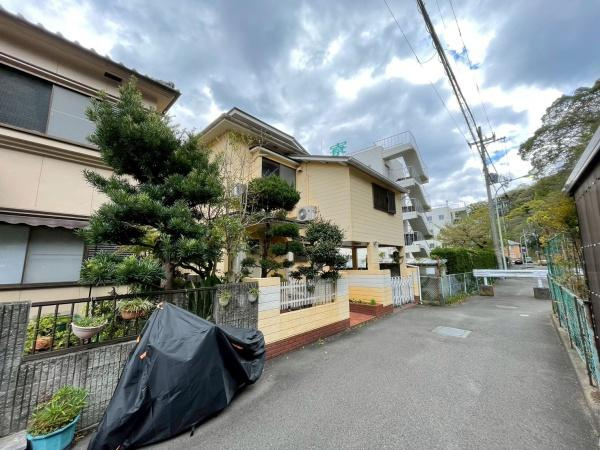 和歌山市西浜　中古戸建の前面道路含む現地写真