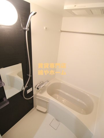 ノエラニー岸里の浴室|お風呂で日々の疲れを落としましょう