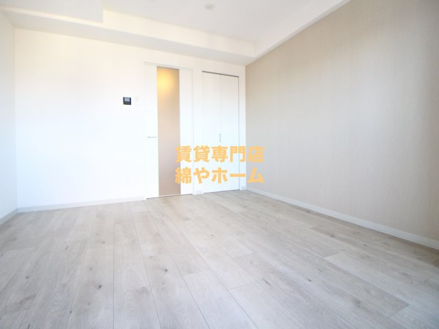 ノエラニー岸里の洋室|明るい洋室です