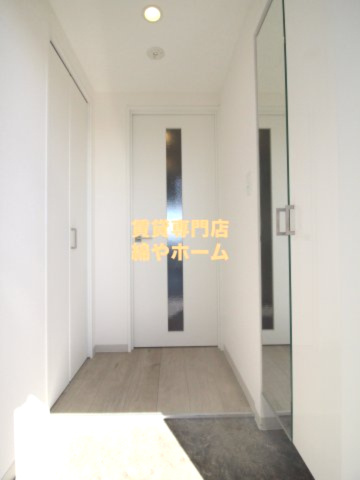 ノエラニー岸里の玄関|明るい玄関です