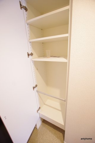 クレアート新大阪セレニティ　仲介手数料無料の収納