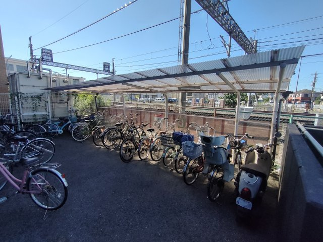 ロイヤルハイツ吉岡Ａのその他共用部分|駐輪場です