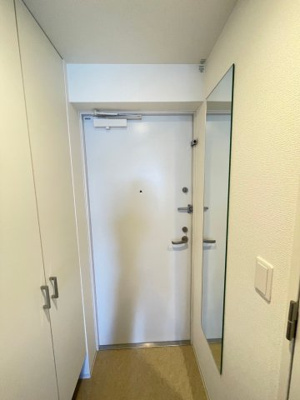 【玄関】 | セレニテ新大阪ミラク弐番館