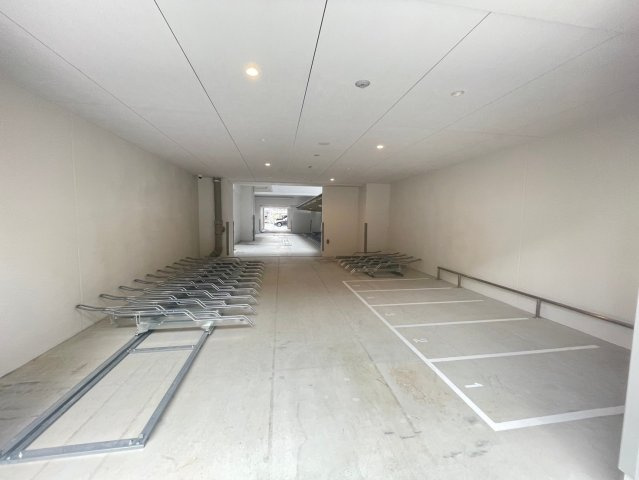 【駐車場】 | セレニテ東三国ミラク
