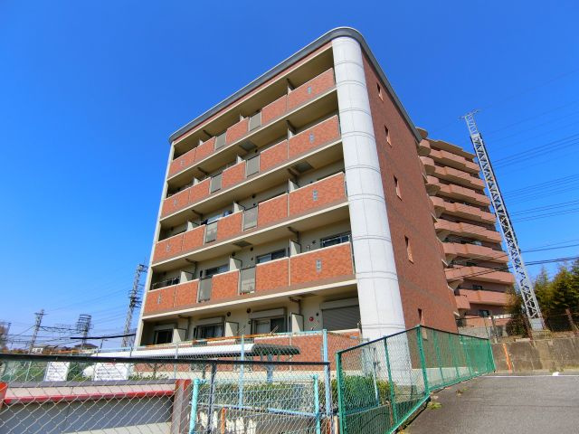 アウローラ冨士の外観