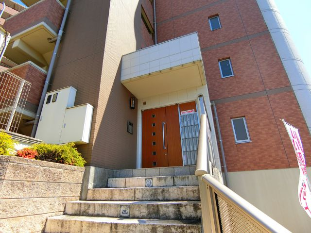 アウローラ冨士のエントランス