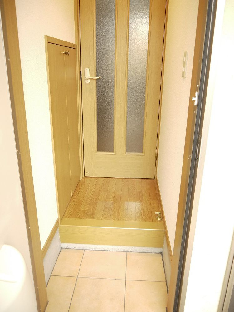 ベルフォーレ西丸之内の玄関