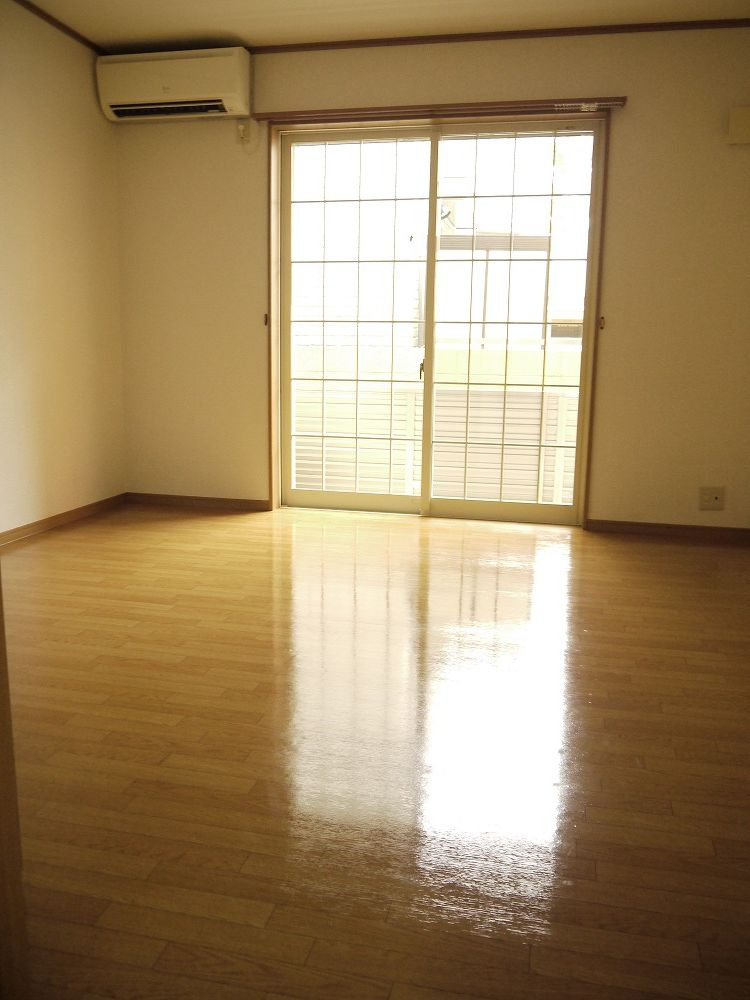 ベルフォーレ西丸之内の居間・リビング