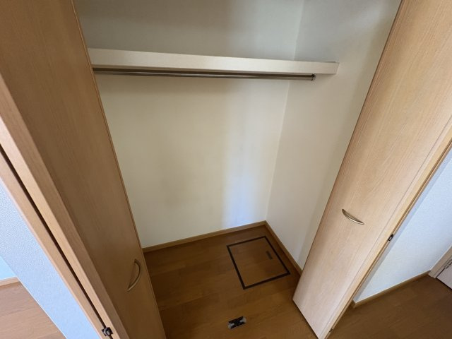 神戸市西区白水２丁目のアパートの収納