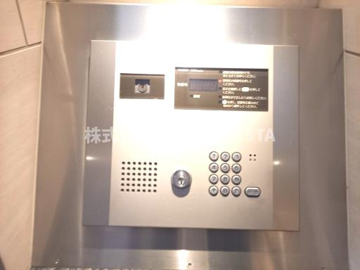 ワコーレ元町山手I.Dのエントランス