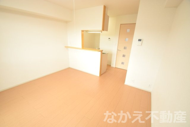 【洋室】 | 広々とした洋室です