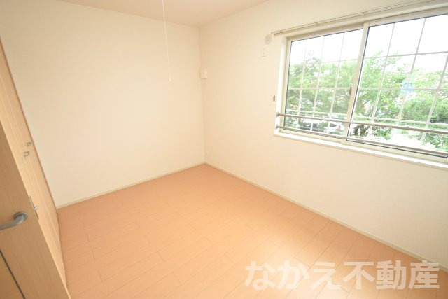 【寝室】 | 落ち着いて過ごせるお部屋なので、寝室にいかがでしょうか