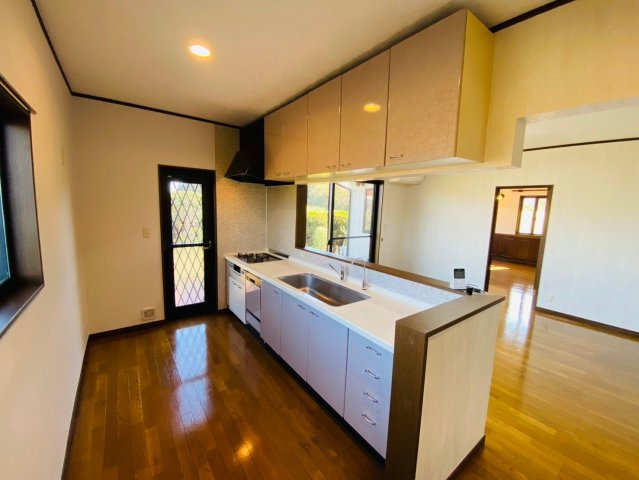 八街い　中古戸建のキッチン