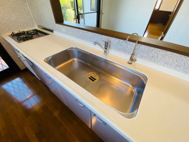 八街い　中古戸建のキッチン