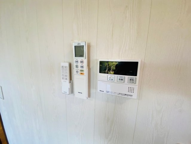 八街い　中古戸建の発電・温水設備