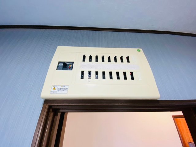 八街い　中古戸建の発電・温水設備