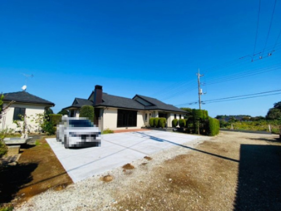 八街い　中古戸建の外観