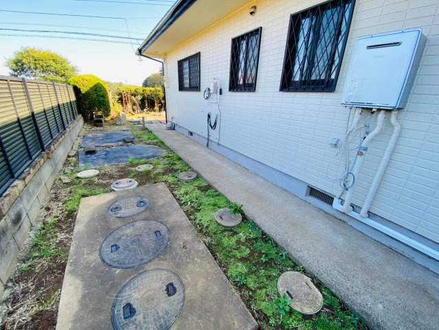 八街い　中古戸建の庭