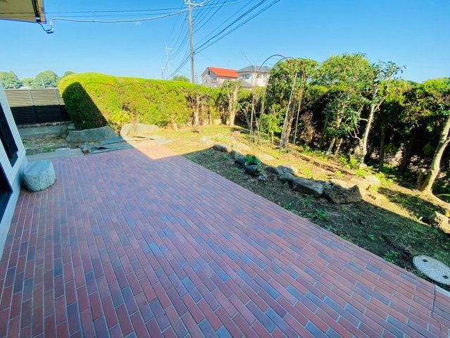 八街い　中古戸建の庭