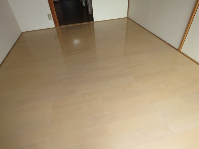 【洋室】 | 日関パレス