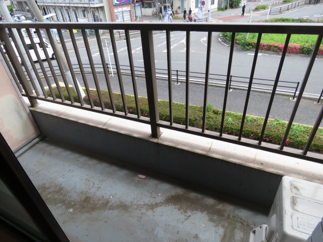 【バルコニー】 | 日関パレス